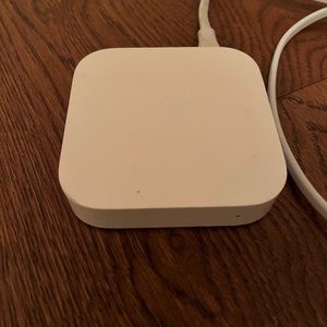 Apple Airport Express 2nd Generation Model A1392.
